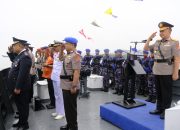 Polda Sultra Laksanakan Upacara Tabur Bunga di Teluk Kendari