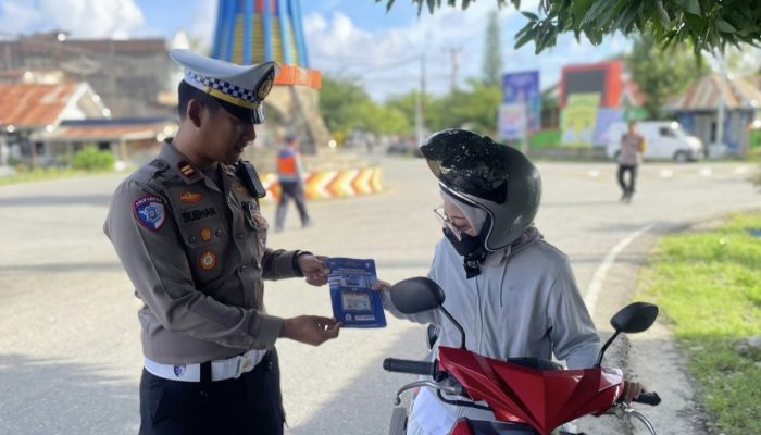 Operasi Patuh Anoa 2025 di Kolaka Utara: Humanis tapi Tegas, Satlantas Edukasi Keselamatan di Jalan