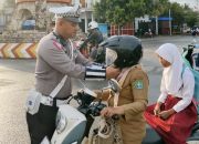 Bintang Edukasi Lalu Lintas: AIPDA Bustam, Polisi Inspiratif dari Kolaka Utara